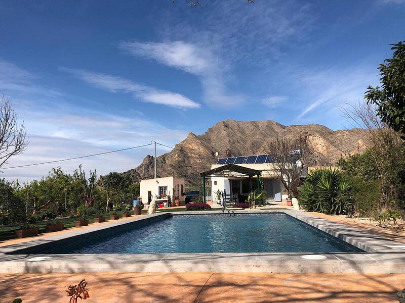 Country House for sale in Callosa de Segura, Alicante