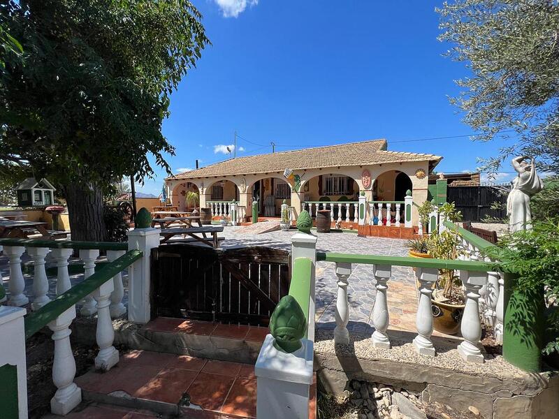 2 Cuarto Casa de Campo en venta