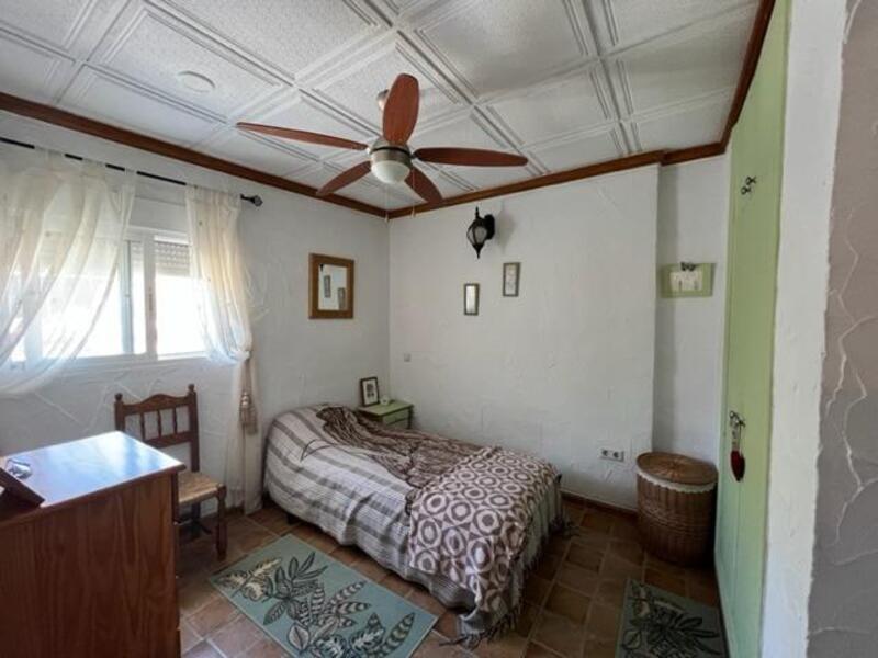 2 bedroom Country House for sale