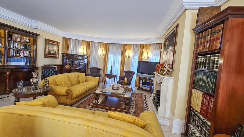 5 Cuarto Villa en venta