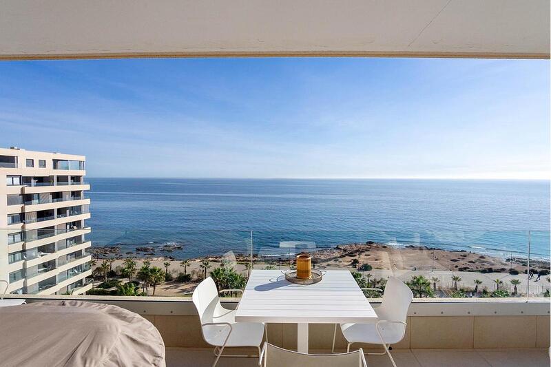 Apartment for sale in Punta Prima, Alicante