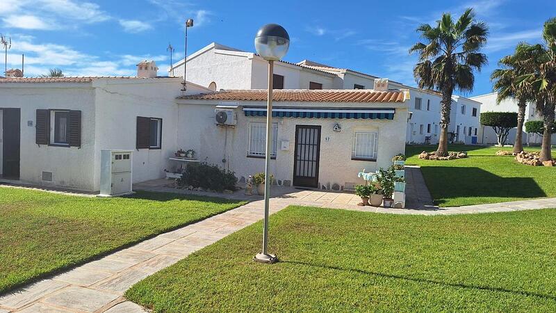 Townhouse for sale in Orihuela Costa, Alicante