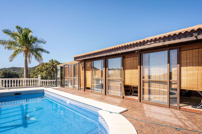 Casa de Campo en venta en Estepona, Málaga