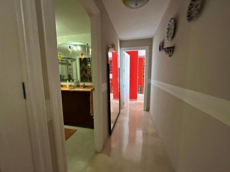 4 Cuarto Villa en venta