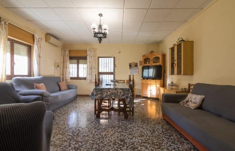 2 Cuarto Casa de Campo en venta