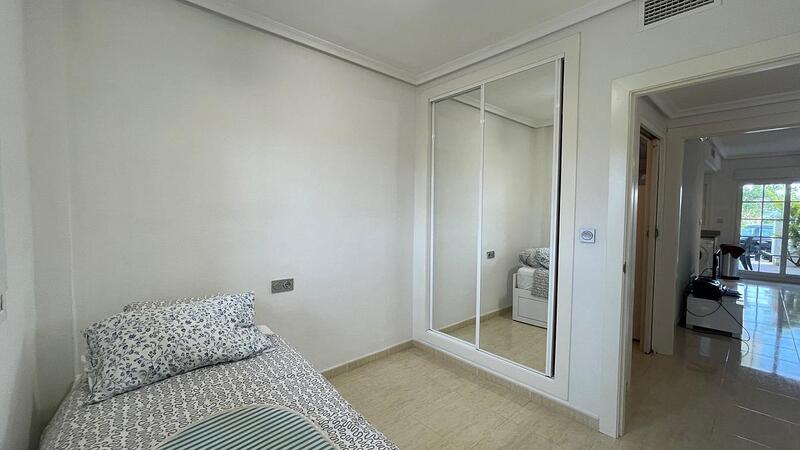 2 slaapkamer Appartement Te koop