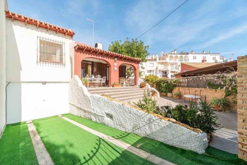 3 Cuarto Villa en venta