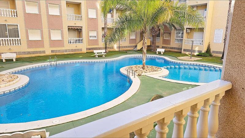 Apartment for sale in Torrevieja, Alicante