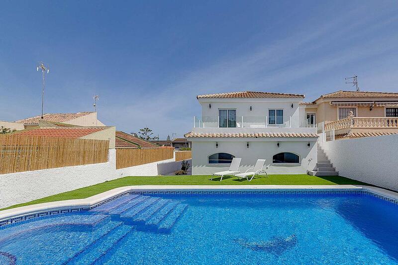 4 bedroom Villa for sale