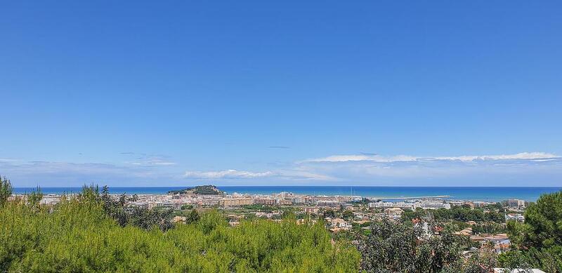 Villa till salu i Denia, Alicante