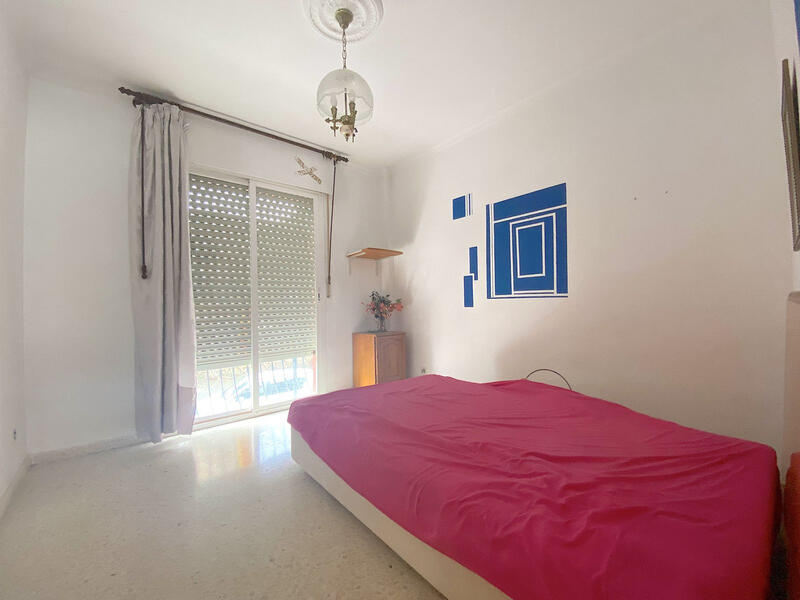 4 Schlafzimmer Stadthaus zu verkaufen