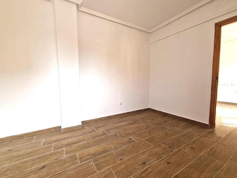 2 slaapkamer Appartement Te koop