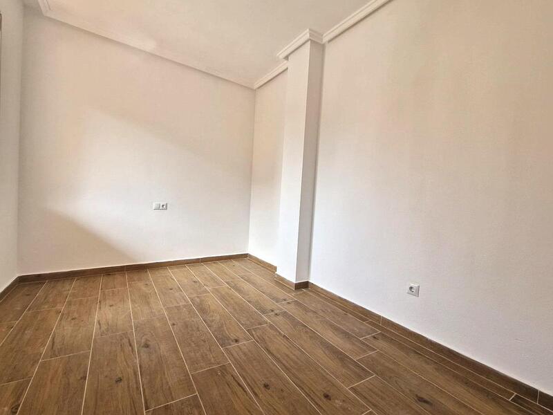 2 slaapkamer Appartement Te koop