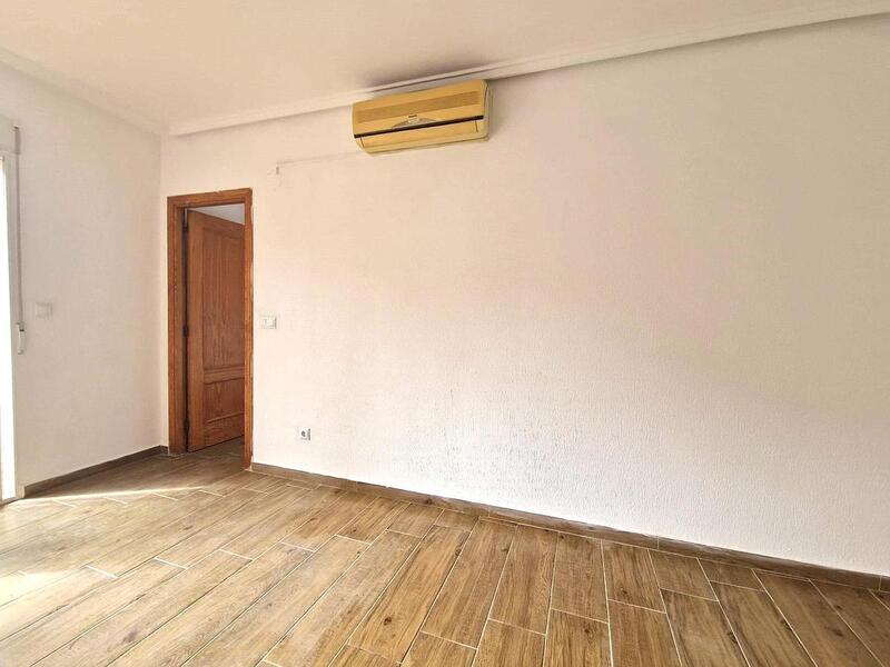 2 slaapkamer Appartement Te koop