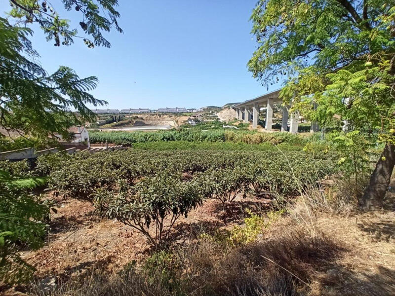 Villa for sale in Estepona, Málaga