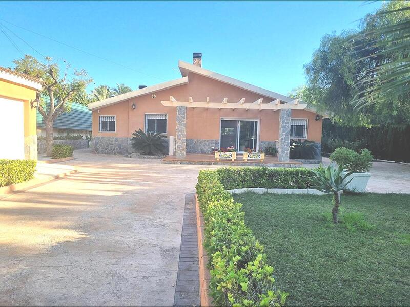 3 Cuarto Villa en venta