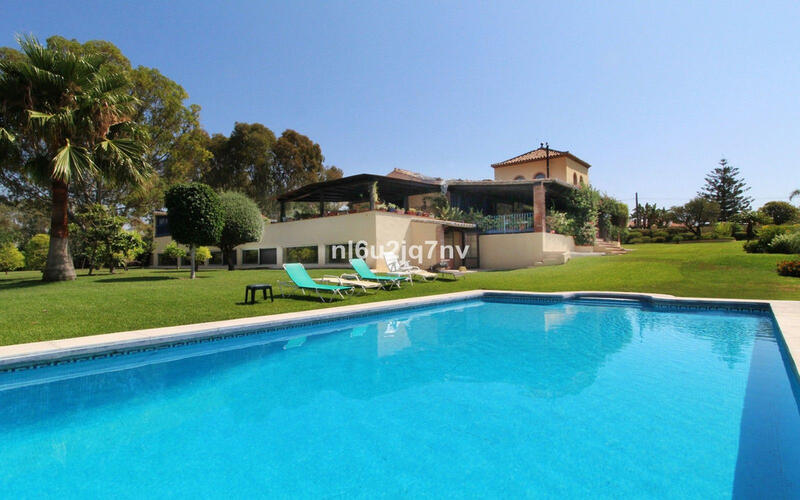 6 bedroom Country House for sale