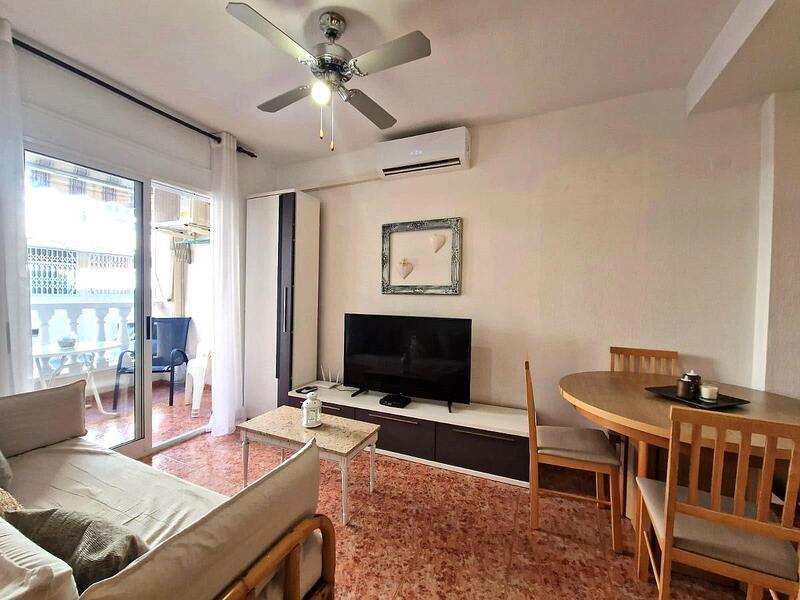 Apartamento en venta en Torrevieja, Alicante