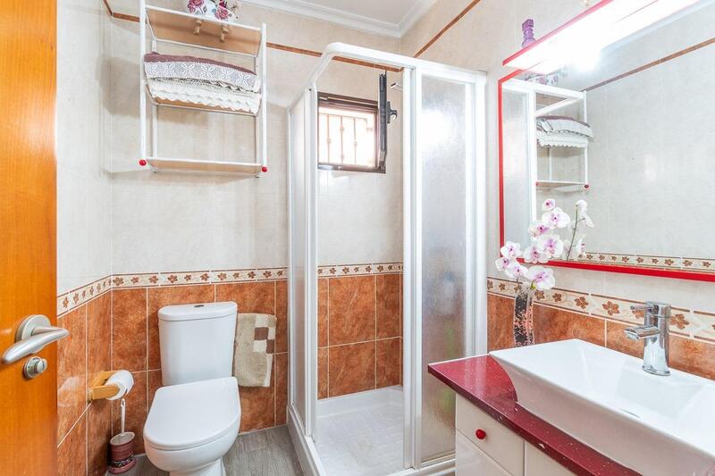 2 Cuarto Villa en venta