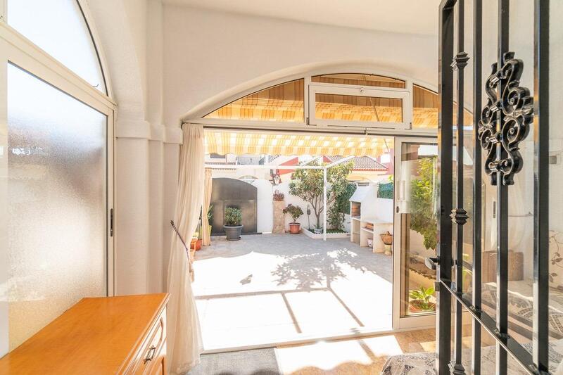 2 Cuarto Villa en venta