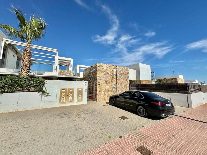 2 Cuarto Villa en venta