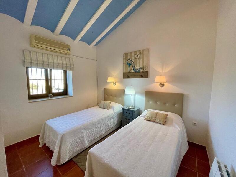 3 Cuarto Villa en venta