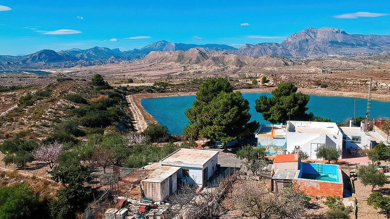 Herregård til salgs i Busot, Alicante