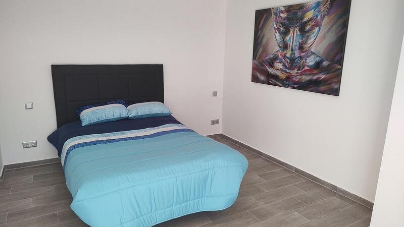 2 slaapkamer Appartement Te koop