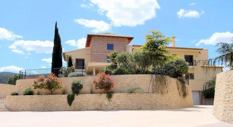 6 Cuarto Villa en venta