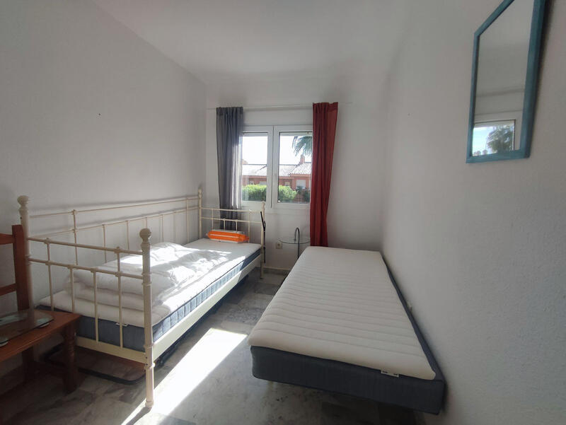 4 Schlafzimmer Stadthaus zu verkaufen