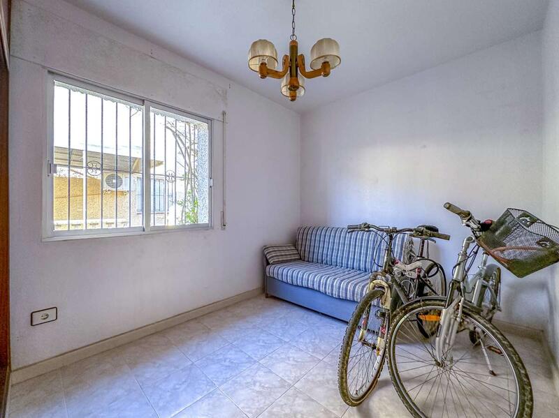 4 Cuarto Villa en venta