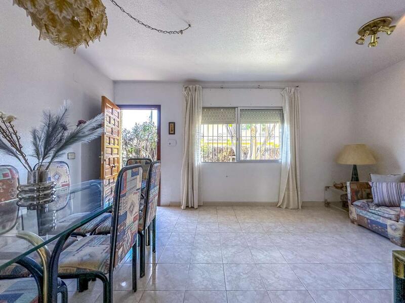 4 Cuarto Villa en venta