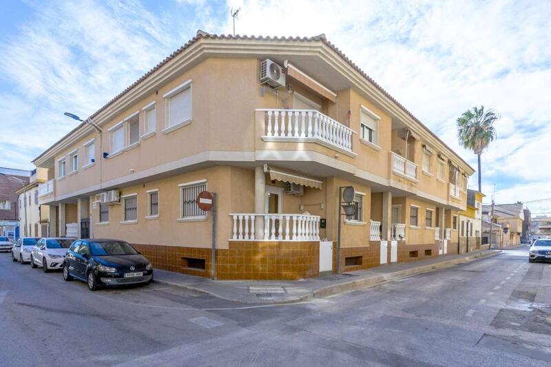 Apartamento en venta en Lo Pagan, Murcia