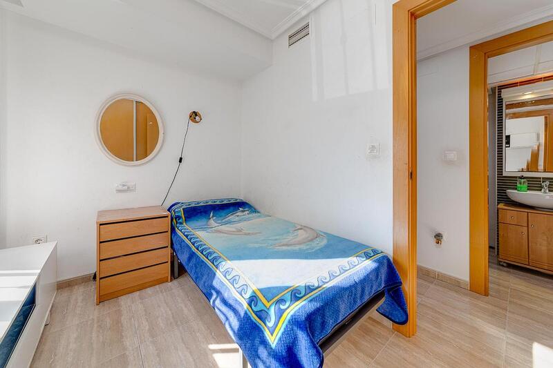 2 slaapkamer Appartement Te koop