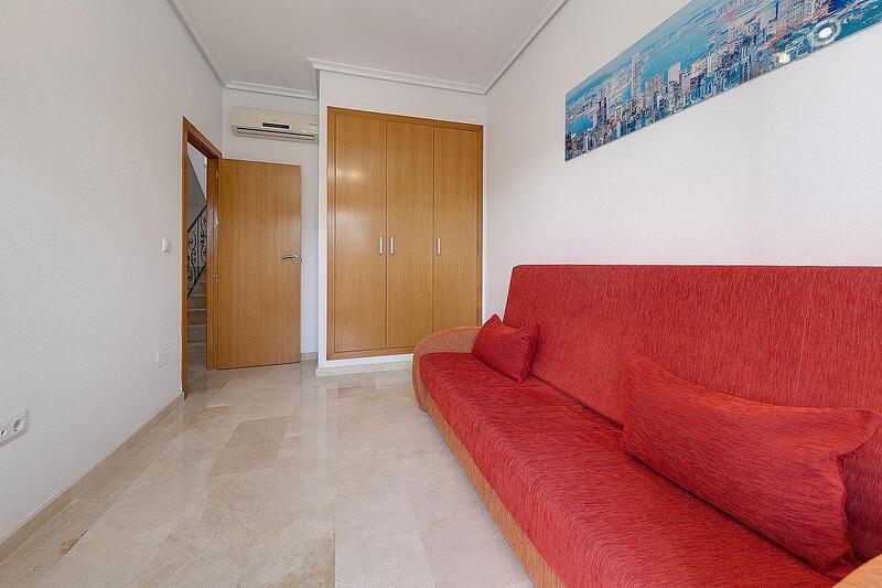 2 Cuarto Villa en venta