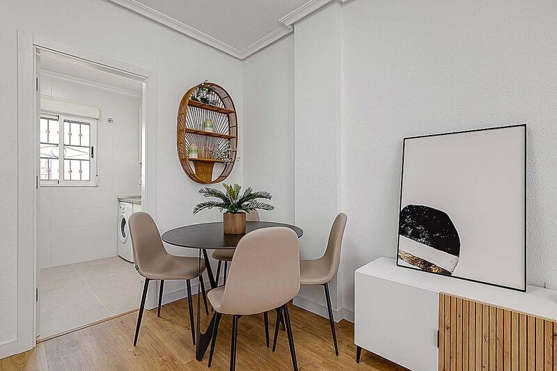 2 slaapkamer Appartement Te koop