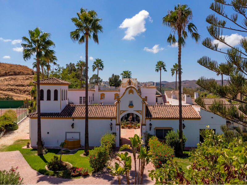 Villa zu verkaufen in Mijas, Málaga