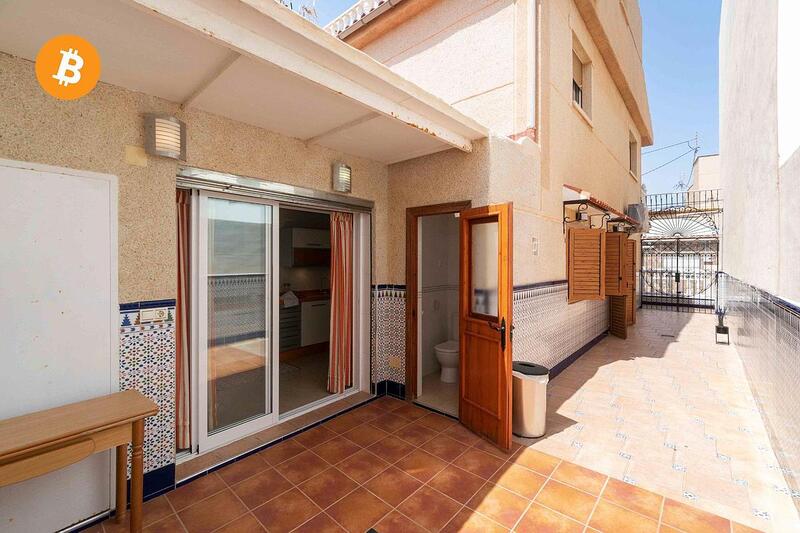 Villa for sale in Pilar de la Horadada, Alicante