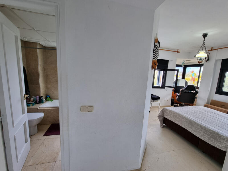 3 slaapkamer Appartement Te koop