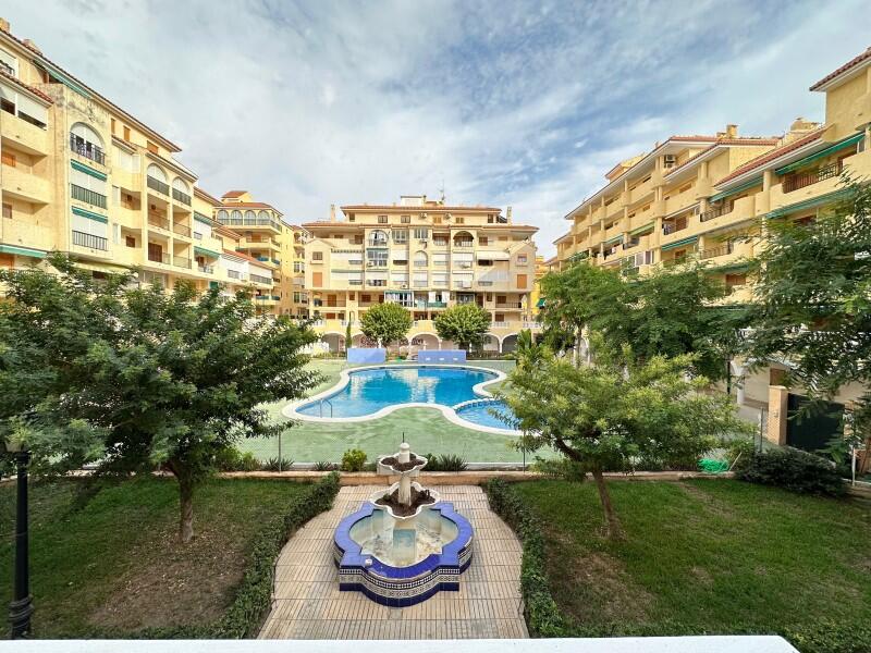 Apartment for sale in Torrevieja, Alicante