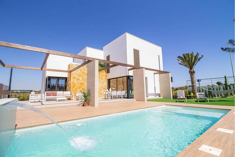 Villa til salgs i Orihuela Costa, Alicante