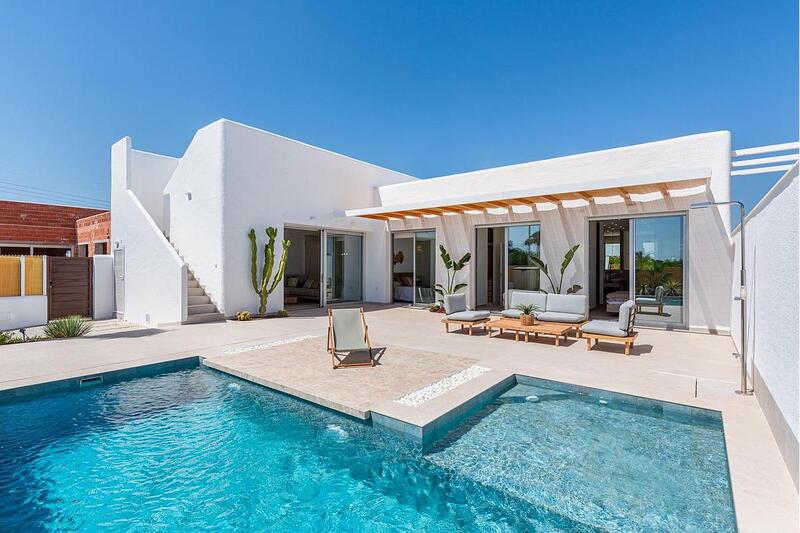 Villa til salg i Benijófar, Alicante