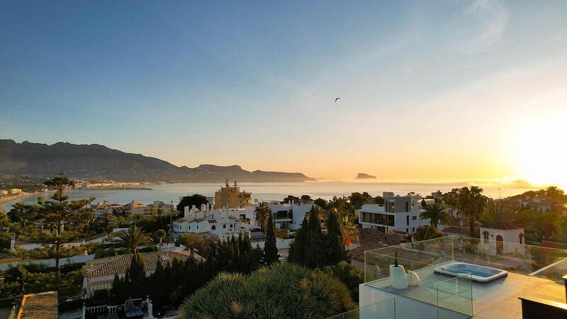 Villa à vendre dans l'Alfàs del Pi, Alicante