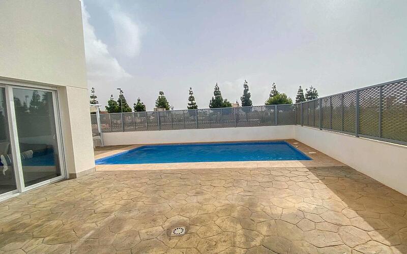 2 Cuarto Villa en venta