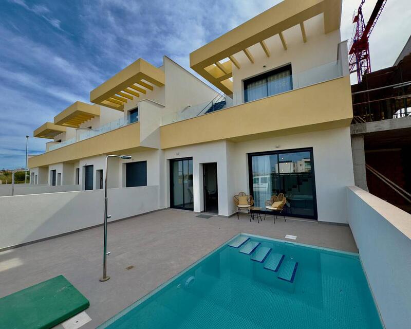 Villa for sale in Rojales, Alicante