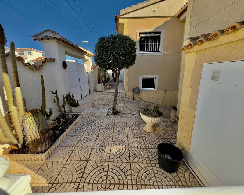 5 Cuarto Villa en venta