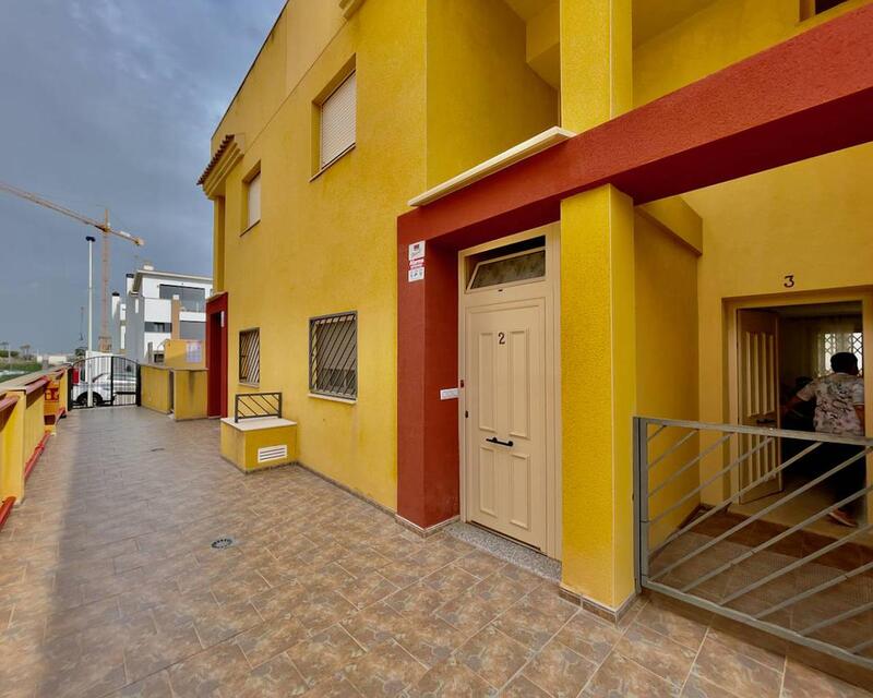 Villa à vendre dans Guardamar del Segura, Alicante