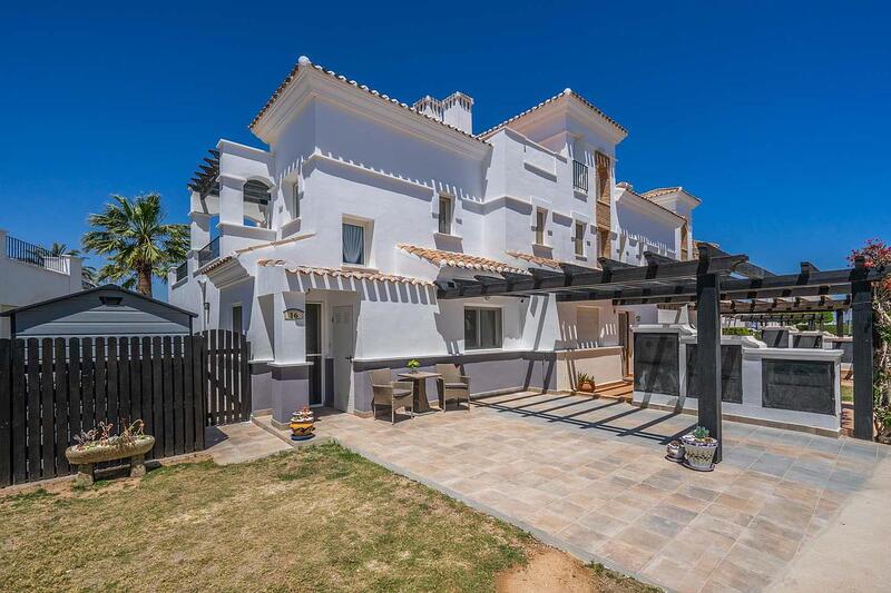 Townhouse for sale in La Torre Golf Resort, Murcia