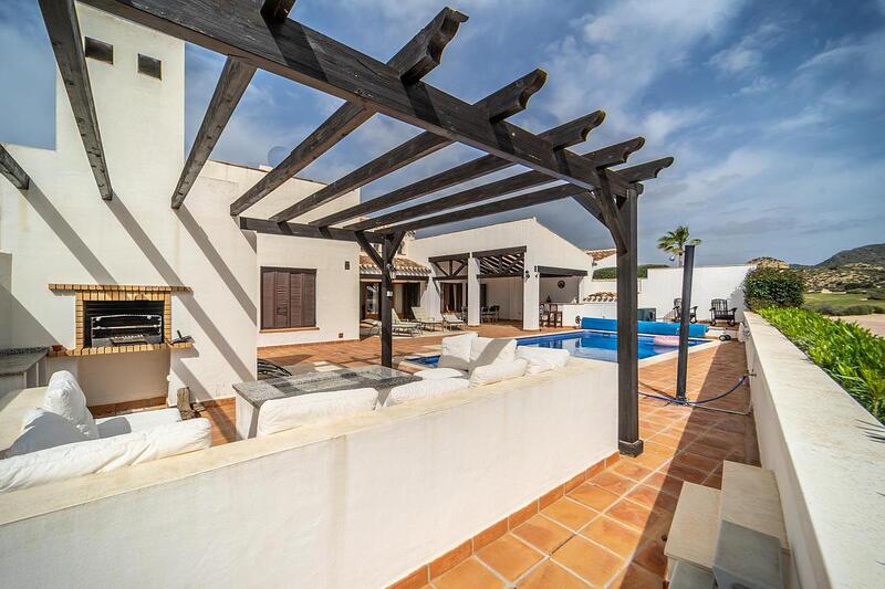 4 bedroom Villa for sale