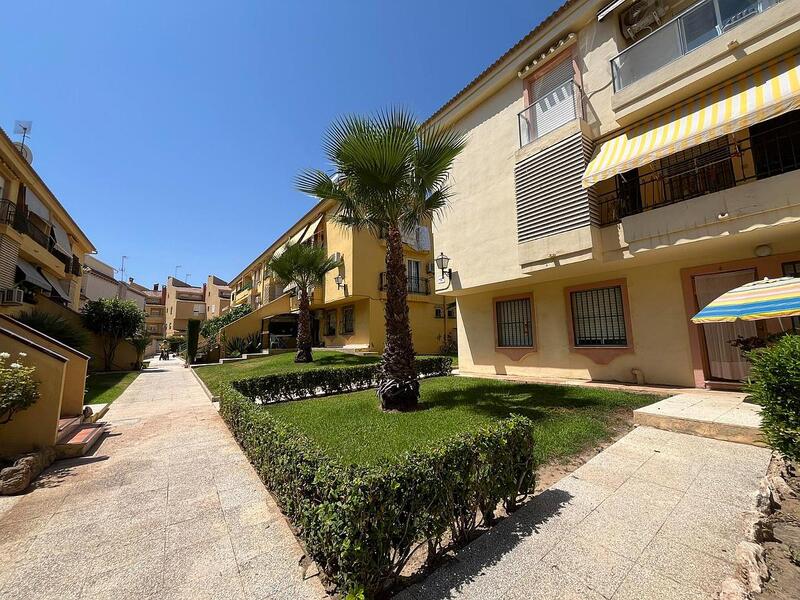 Apartment for sale in Torrevieja, Alicante